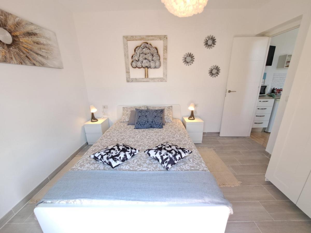 New Apartment Europa 2 เอลเมดาโน ภายนอก รูปภาพ